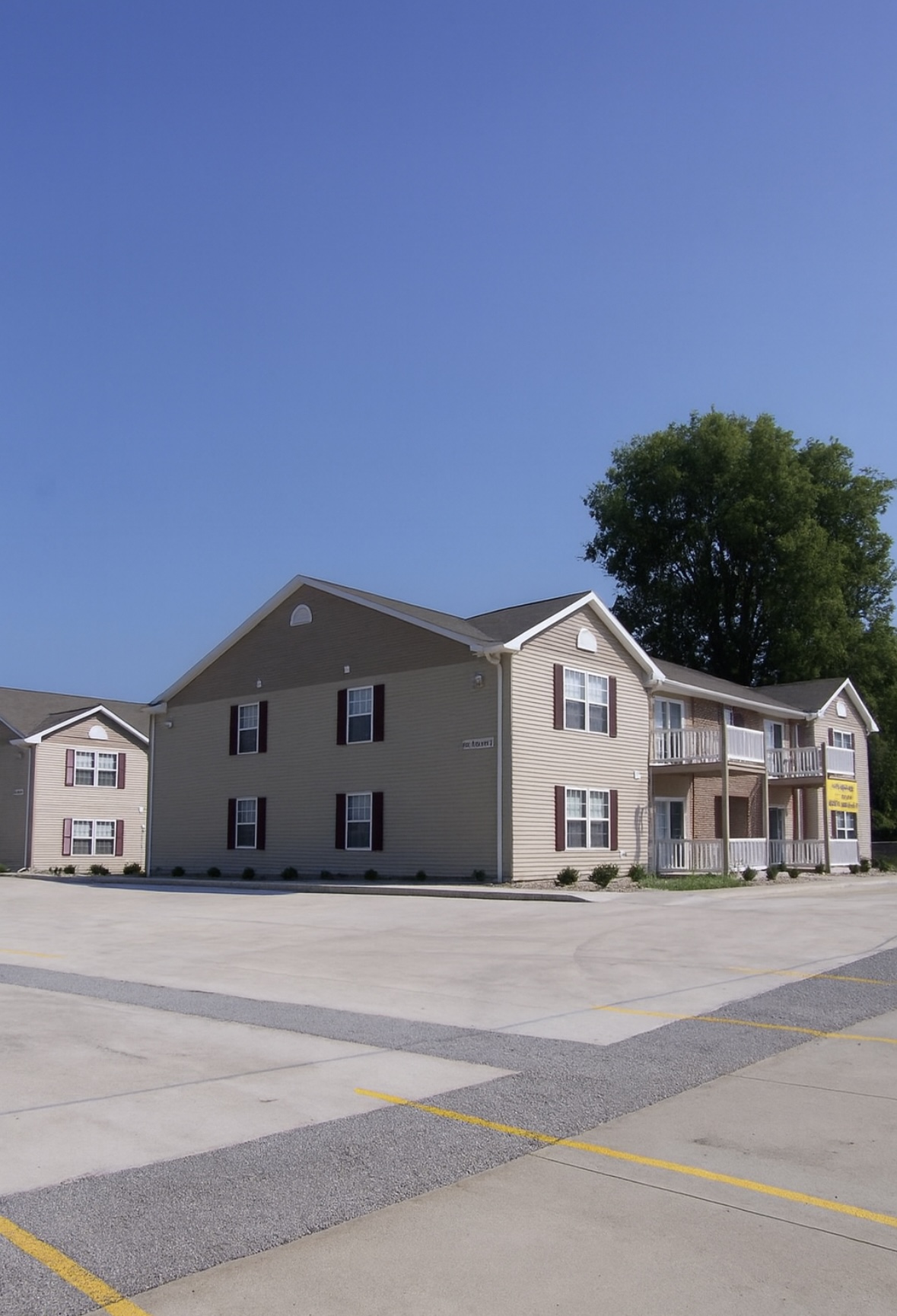 206 East Crockett Street - 612